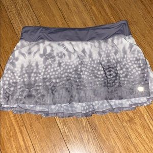 Lululemon single ruffle tennis skirt